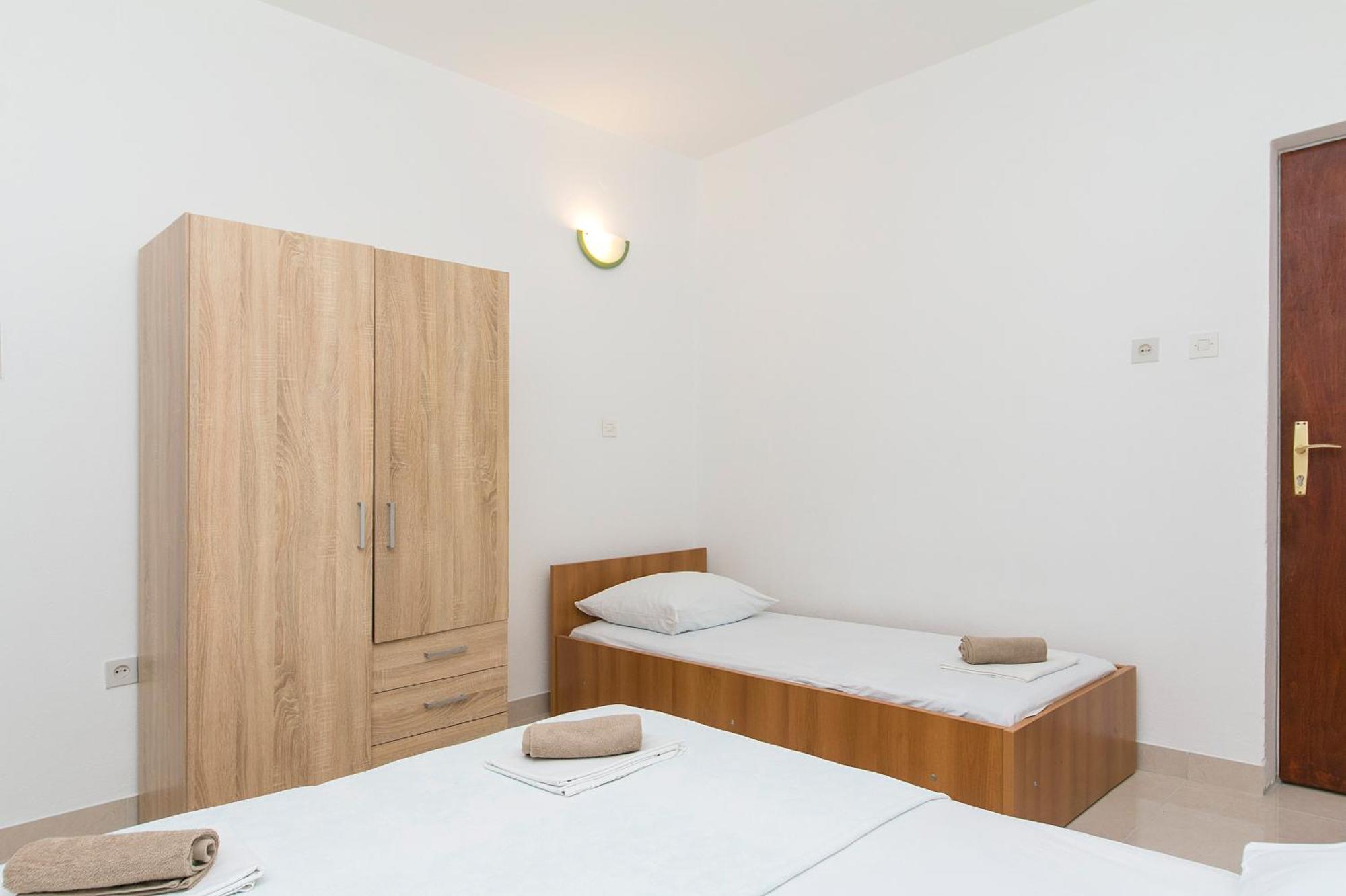 Apartments By The Sea Podaca, Makarska - 4734 الغرفة الصورة